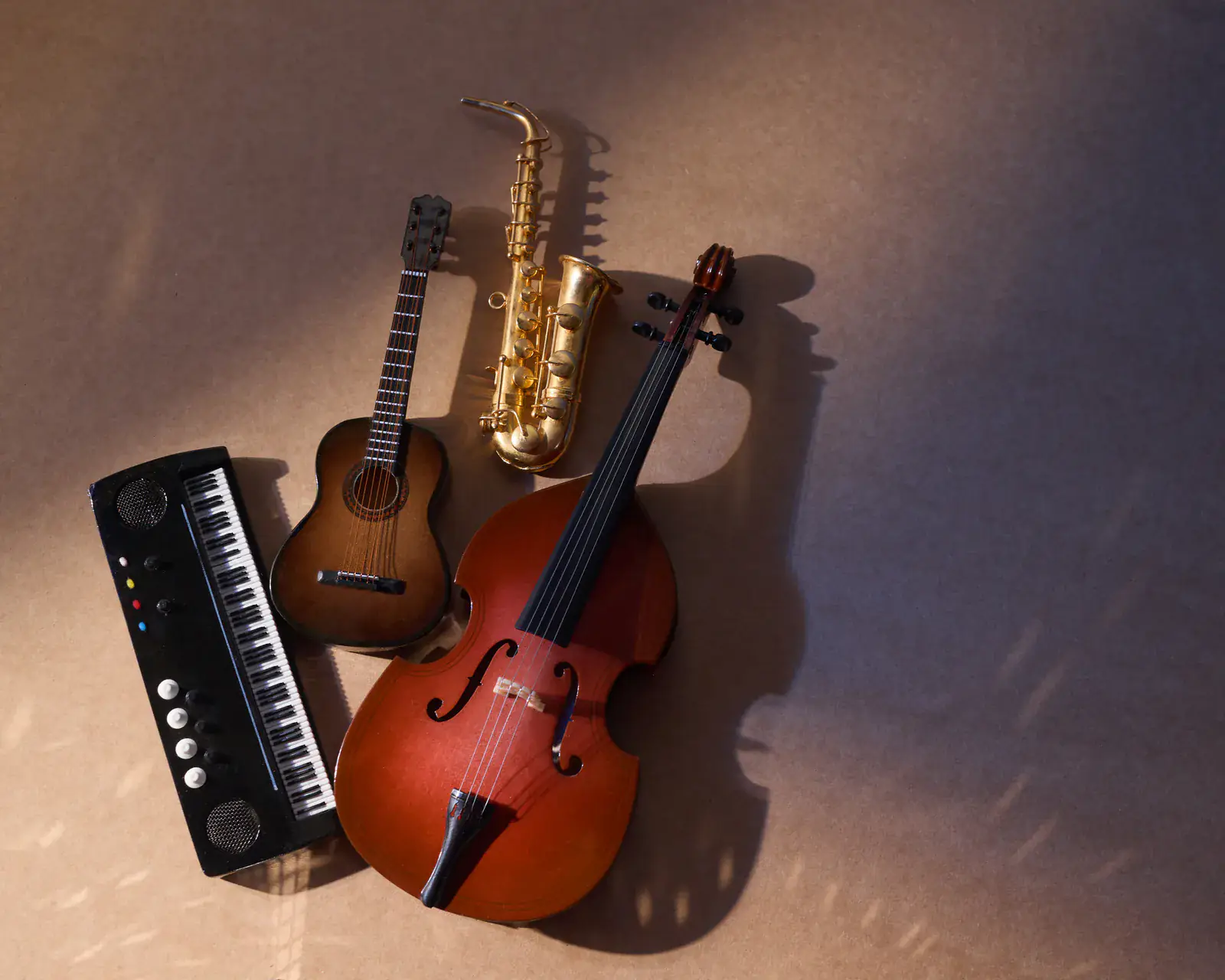 Saxophone, double bass and acoustic guitar — wind and brass programme at Concerto Music Place